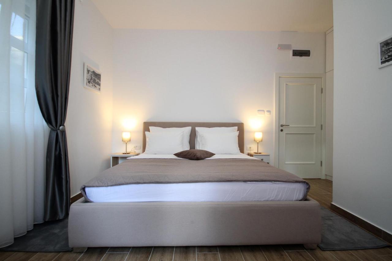 Skala Luxury Rooms Cetinje Eksteriør billede