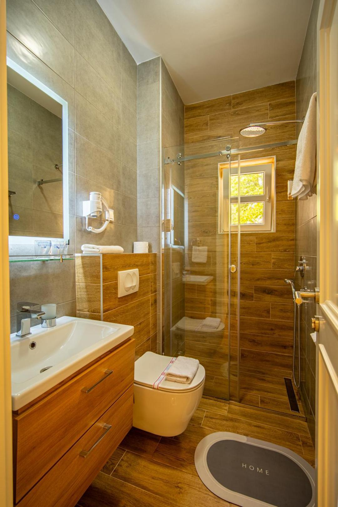 Skala Luxury Rooms Cetinje Eksteriør billede