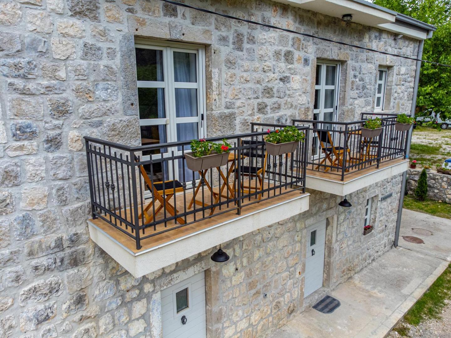 Skala Luxury Rooms Cetinje Eksteriør billede
